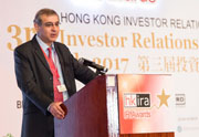 Mr. Lamba emphasized the value and importance of IR to listed companies in his keynote speech